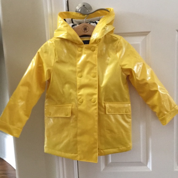 gap raincoat
